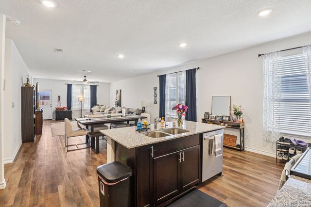 1106 Pigeon Lane, Marion, TX 78124