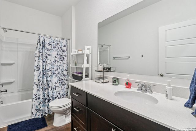 1106 Pigeon Lane, Marion, TX 78124