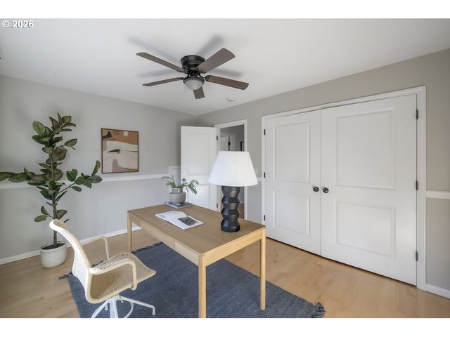 3924 Sw PASADENA St, Portland, OR 97219