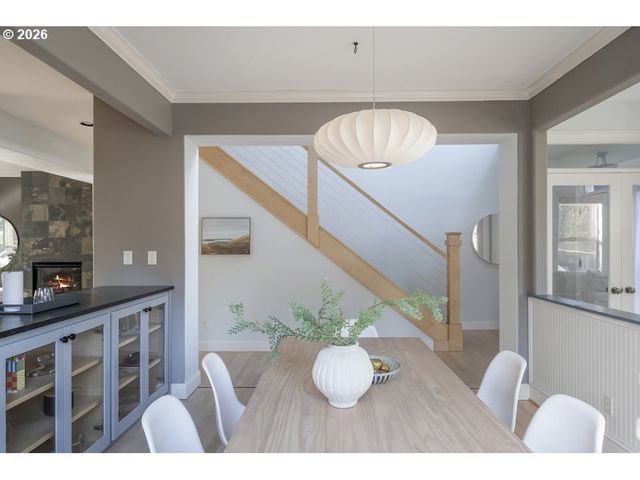 3924 Sw PASADENA St, Portland, OR 97219