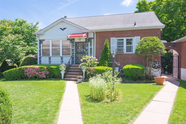 73 Lincoln Avenue, Yonkers, NY 10704