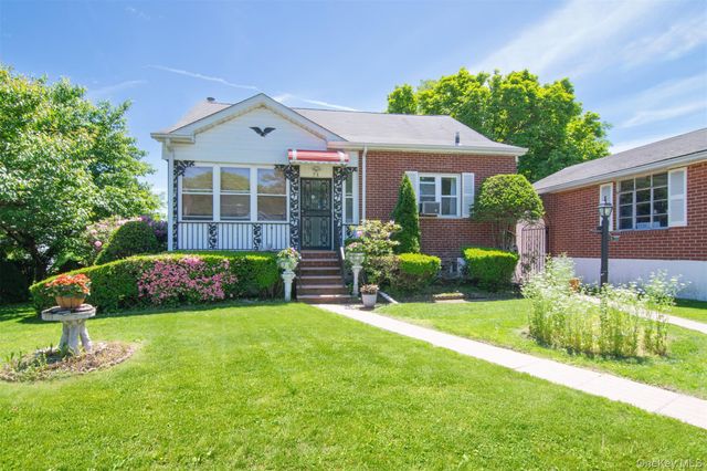 73 Lincoln Avenue, Yonkers, NY 10704