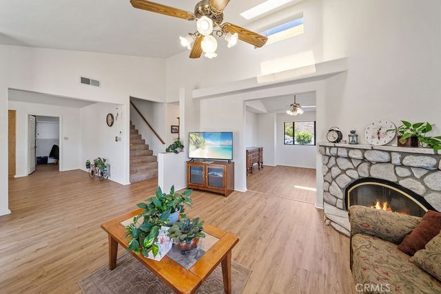 33268 Mackay Drive, Lake Elsinore, CA 92530