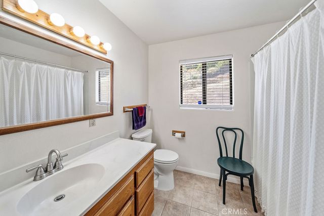 33268 Mackay Drive, Lake Elsinore, CA 92530