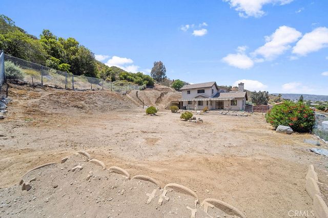 33268 Mackay Drive, Lake Elsinore, CA 92530