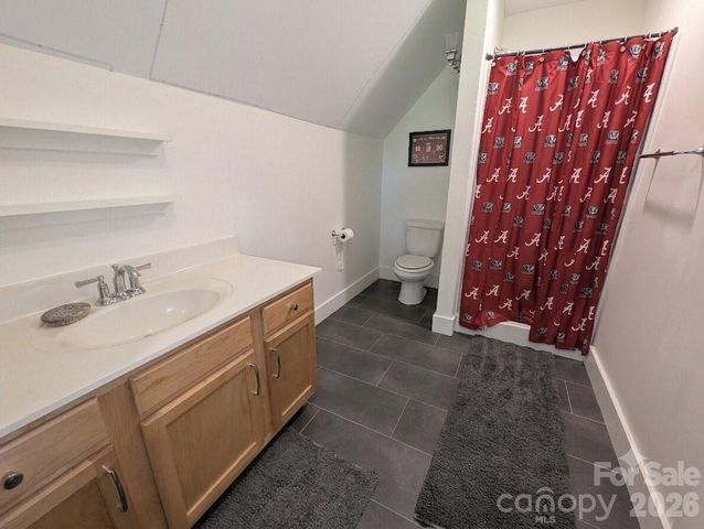 6 Hamlet Street, Black Mountain, NC 28711
