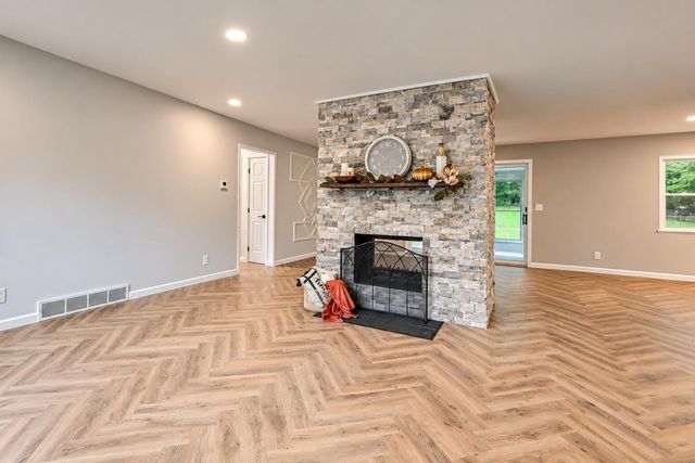 3400 Cambridge Drive, Springfield, OH 45503