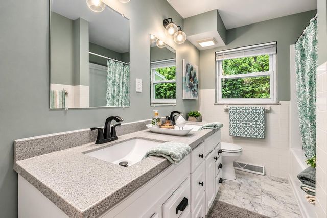 3400 Cambridge Drive, Springfield, OH 45503