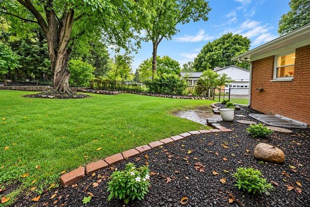 3400 Cambridge Drive, Springfield, OH 45503
