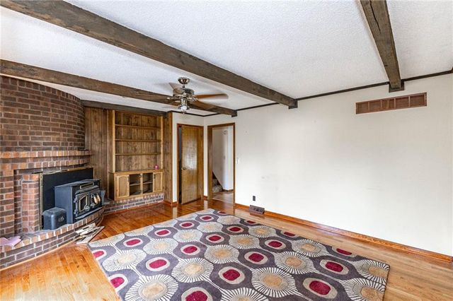 23650 W 56th Street, Shawnee, KS 66226