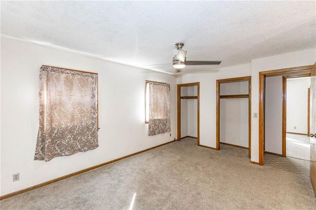 23650 W 56th Street, Shawnee, KS 66226