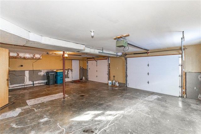 23650 W 56th Street, Shawnee, KS 66226