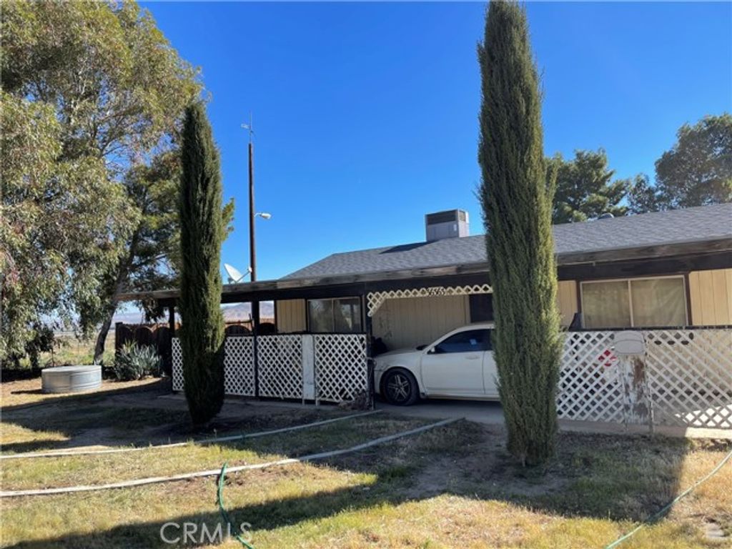 36363 Serra, Hinkley, CA 92347