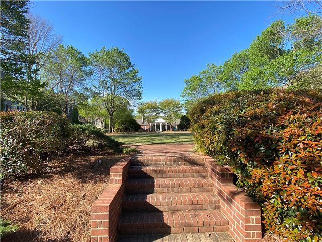 11239 Calypso Drive, Alpharetta, GA 30009