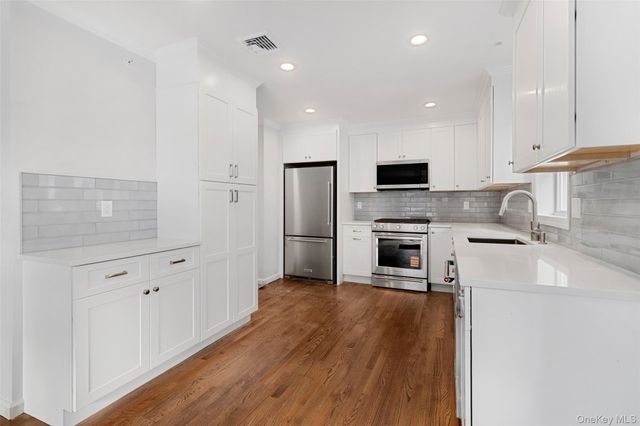 91-93 Henry Avenue 91, Harrison, NY 10528