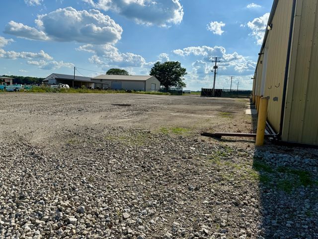 4808 N Cunningham Avenue, Urbana, IL 61802