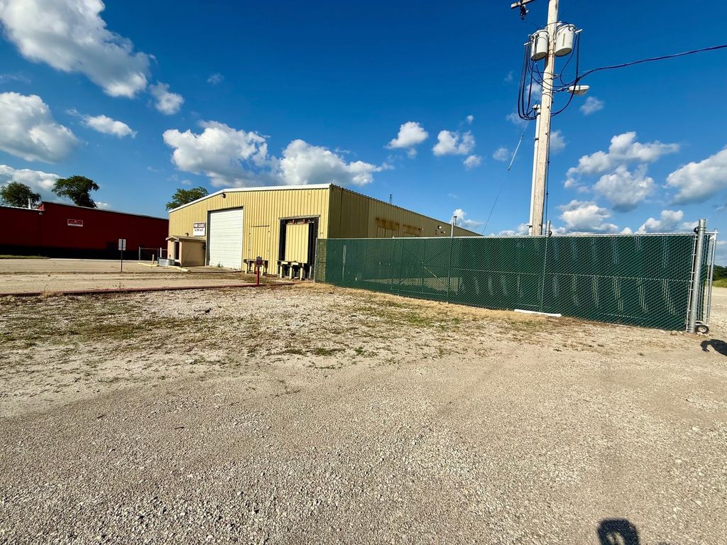 4808 N Cunningham Avenue, Urbana, IL 61802