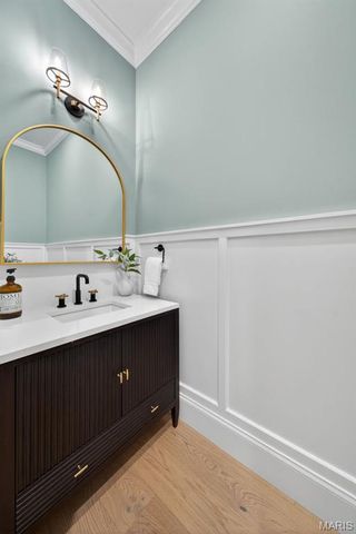 8 Briarbrook Trail, St Louis, MO 63131