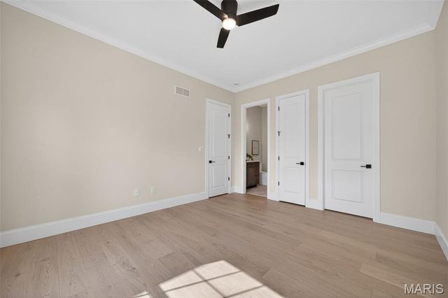 8 Briarbrook Trail, St Louis, MO 63131