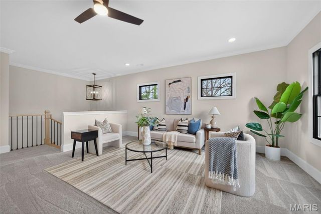 8 Briarbrook Trail, St Louis, MO 63131