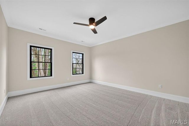 8 Briarbrook Trail, St Louis, MO 63131