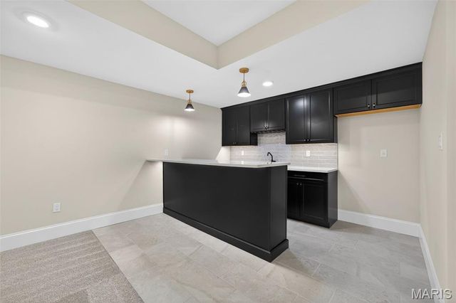 8 Briarbrook Trail, St Louis, MO 63131