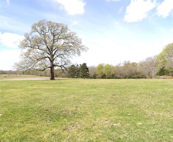 3145 Fm 1280 W, Lovelady, TX 75851