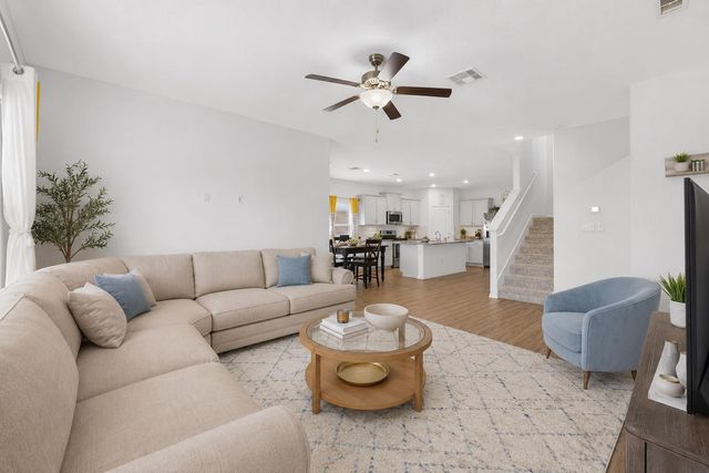 936 Mallow RD, Leander, TX 78641