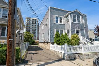52 Manor Street, Stamford, CT 06902