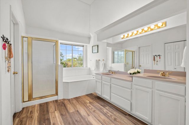 11203 Andenwood DR, Austin, TX 78726