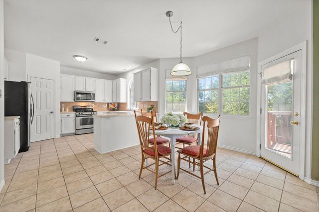 11203 Andenwood DR, Austin, TX 78726