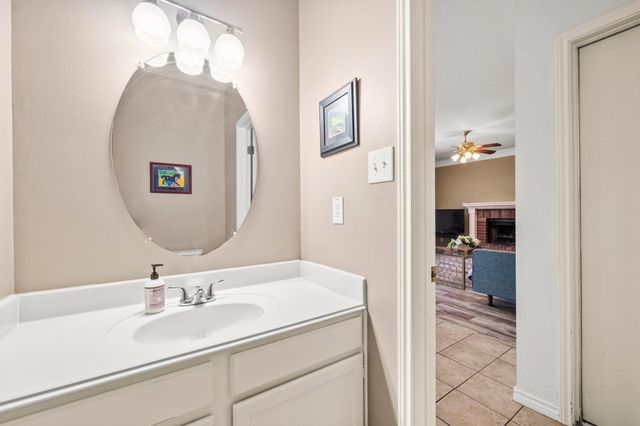 11203 Andenwood DR, Austin, TX 78726