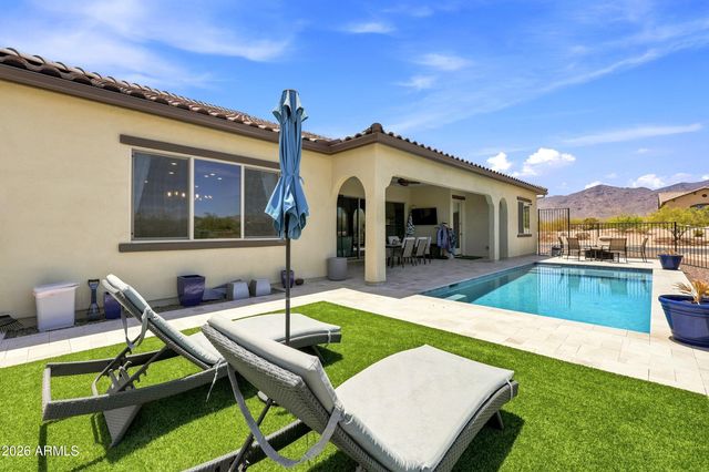 19414 W Seldon Lane, Waddell, AZ 85355