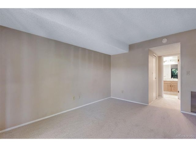 9690 Brentwood Way 303, Broomfield, CO 80021