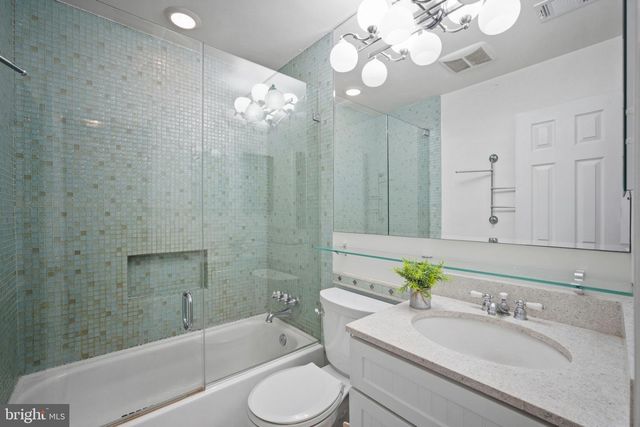 9405 CHATTEROY PL, Gaithersburg, MD 20886