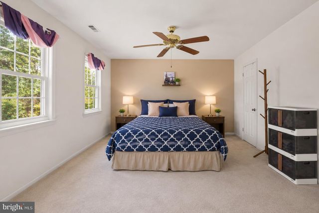 9405 CHATTEROY PL, Gaithersburg, MD 20886