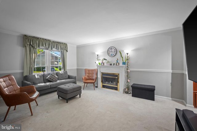 9405 CHATTEROY PL, Gaithersburg, MD 20886