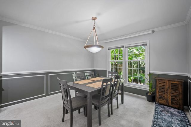 9405 CHATTEROY PL, Gaithersburg, MD 20886