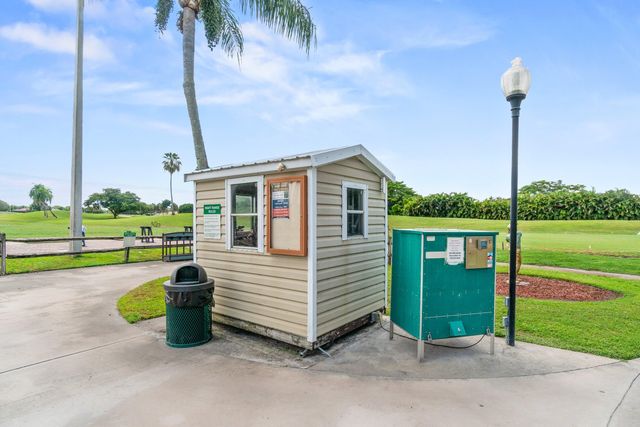 6380 Bridgeport Lane, Lake Worth, FL 33463