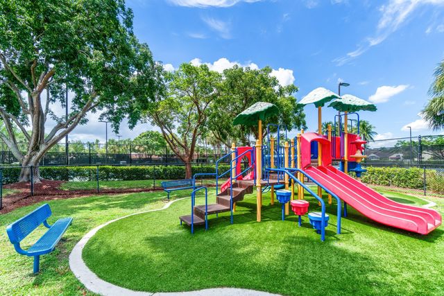 6380 Bridgeport Lane, Lake Worth, FL 33463