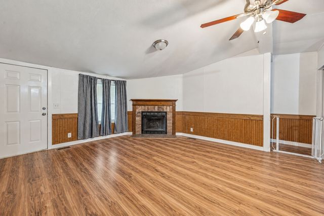 1450 Lincoln Drive, Stephenville, TX 76401