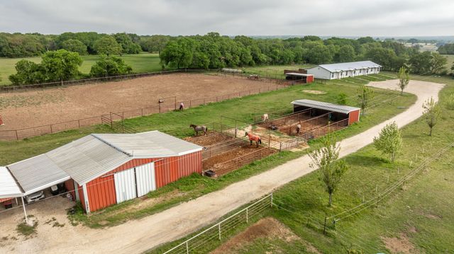 1450 Lincoln Drive, Stephenville, TX 76401