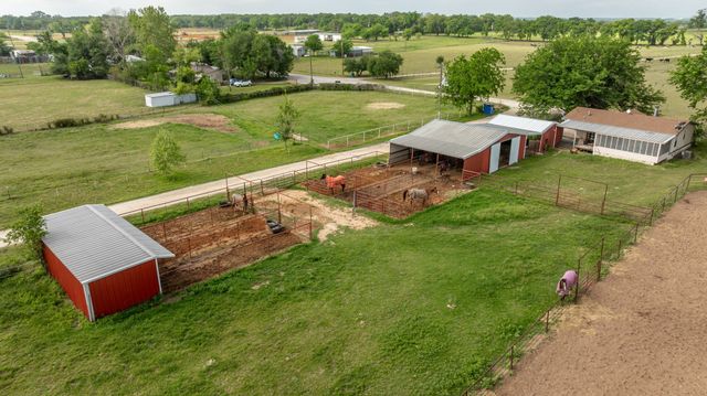 1450 Lincoln Drive, Stephenville, TX 76401