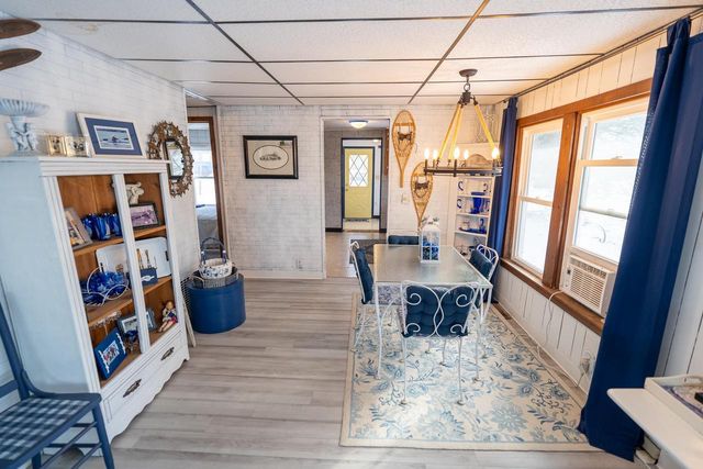 W6562 Barkers Road, Elkhorn, WI 53121