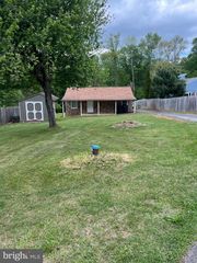 320 OAKLYN RD, Coatesville, PA 19320