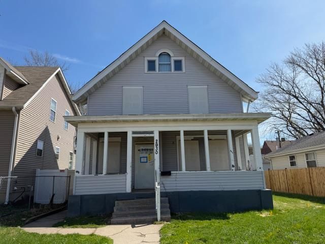 2930 Girard Avenue N, Minneapolis, MN 55411