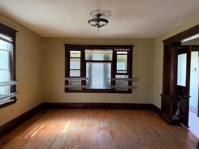 2930 Girard Avenue N, Minneapolis, MN 55411