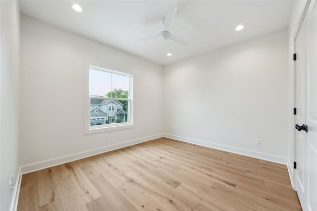 1335 Gardenia Drive, Houston, TX 77018