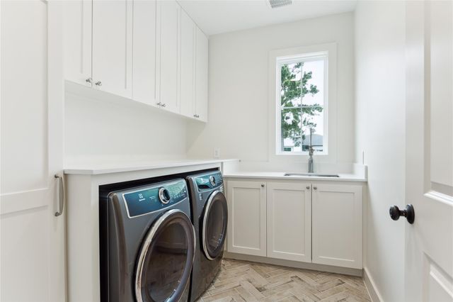 1335 Gardenia Drive, Houston, TX 77018