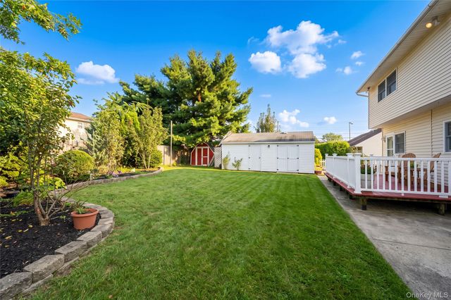 234 Nevada Street, Hicksville, NY 11801